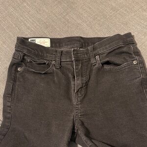 GAP Women's Mid Rise Black Jeans